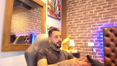 ---Vinzen--- online show from October 16, 4:24 am