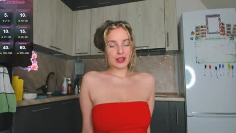 Violet online show from January 13, 2:11 pm