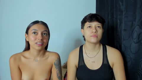 Snapshot of violet_casper_ chatting on January 8, 9:42 am Violet and Casper online show from January 8, 9:42 am