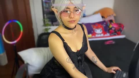 Snapshot of violet_hentai01 chatting on February 21, 9:22 pm Violete Hentai01 online show from February 21, 9:22 pm