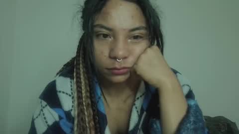 Snapshot of violet_smmithh chatting on January 1, 1:48 pm Violet online show from January 1, 1:48 pm