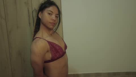 Snapshot of violet_smmithh chatting on February 3, 11:58 pm Violet online show from February 3, 11:58 pm