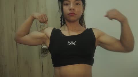 Snapshot of violet_smmithh chatting on February 4, 8:59 pm Violet online show from February 4, 8:59 pm