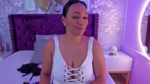 violeta_medina online show from January 22, 3:20 am