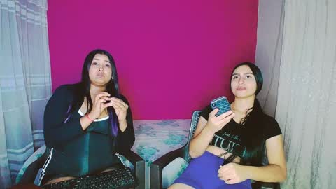 Snapshot of violeta_rouses chatting on February 6, 3:06 am violeta_rouses online show from February 6, 3:06 am