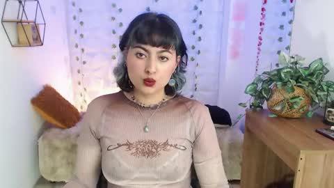 Violeta  online show from October 16, 7:15 pm