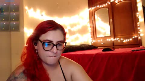 Snapshot of violetabitch chatting on December 13, 8:51 am Violetta Morningstar online show from December 13, 8:51 am