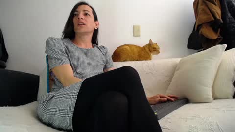 Snapshot of violetagomez_co chatting on December 3, 3:11 pm Violeta Gmez online show from December 3, 3:11 pm