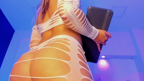 Snapshot of violetarainn chatting on January 9, 5:33 pm Violeta online show from January 9, 5:33 pm