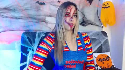 Snapshot of violetarainn chatting on October 11, 6:28 pm Violeta online show from October 11, 6:28 pm