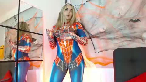 Violeta online show from October 23, 5:01 pm