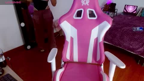   online show from September 10, 7:36 pm