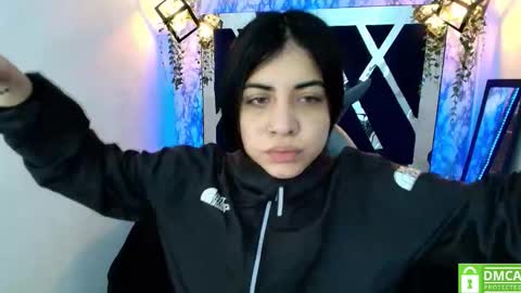 Snapshot of violetsmith_3 chatting on December 14, 11:26 am Violeta online show from December 14, 11:26 am