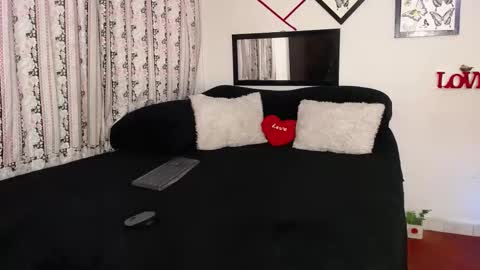 violetta_afrodita online show from November 9, 4:49 pm