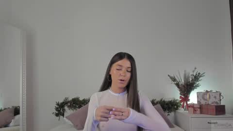 violetta_finch online show from January 19, 2:17 pm