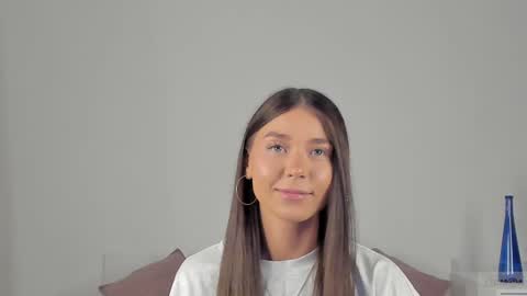 violetta_finch online show from February 5, 8:21 am