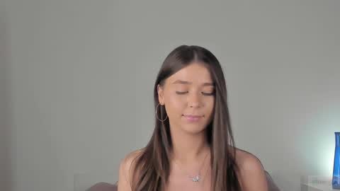 violetta_finch online show from February 15, 4:34 pm
