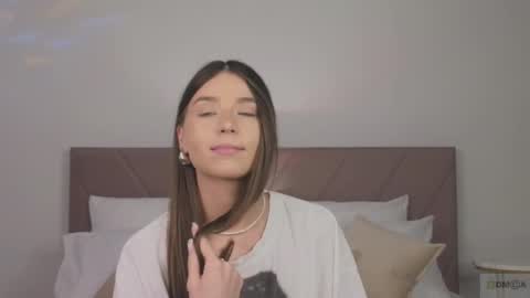 violetta_finch online show from March 5, 3:51 pm