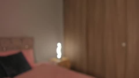 Snapshot of violetta_swift_ chatting on March 2, 8:05 am violetta independent model online show from March 2, 8:05 am