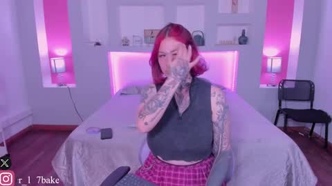 ViolettaBaker online show from February 7, 7:27 pm