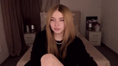 ViolettaOtis online show from January 30, 8:10 pm