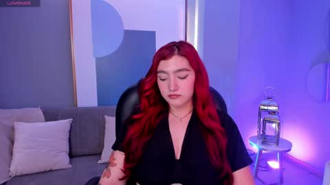 Violett Castel online show from March 5, 7:17 pm