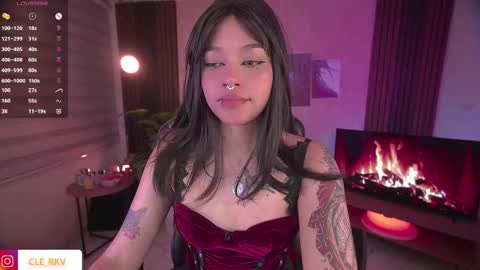 JULIE UWU online show from September 16, 5:47 pm