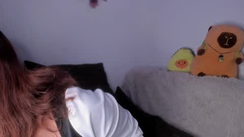 Snapshot of violetteramirez01 chatting on September 18, 10:23 pm Violette online show from September 18, 10:23 pm