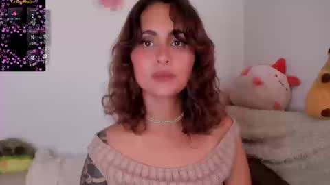 Snapshot of violetteramirez01 chatting on September 25, 10:02 pm Violette online show from September 25, 10:02 pm