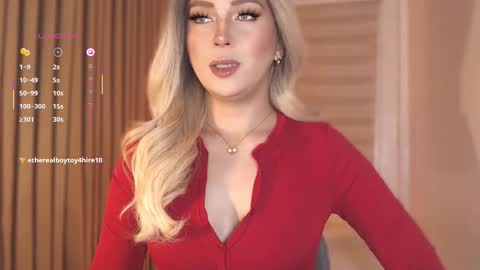 Snapshot of violetversacexx chatting on November 27, 3:19 am Best Of Both Worlds online show from November 27, 3:19 am