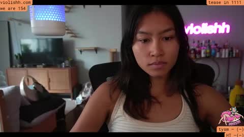 Snapshot of violishh chatting on October 28, 6:21 pm follow me on twitter violishh and ig violishh  online show from October 28, 6:21 pm