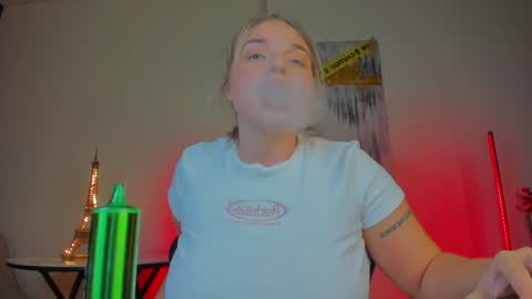 Violla online show from December 26, 1:51 am