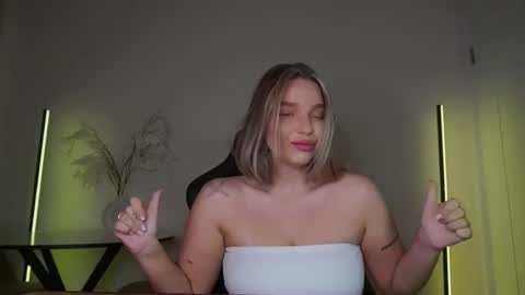 Violla online show from October 26, 9:26 am