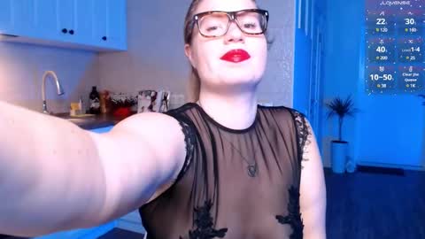 Snapshot of vip_juicy chatting on January 31, 9:16 am VelvettTime online show from January 31, 9:16 am