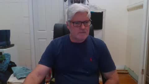 viper654321 online show from December 6, 7:43 am