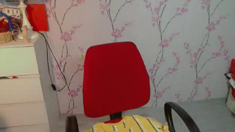 Pearl online show from October 1, 2:23 pm