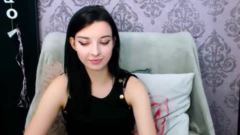 Snapshot of virgiluna chatting on November 20, 8:30 pm VirginLuna online show from November 20, 8:30 pm