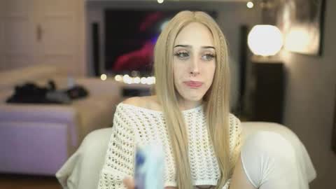 Snapshot of virtualexis chatting on November 14, 7:01 pm virtualexis online show from November 14, 7:01 pm