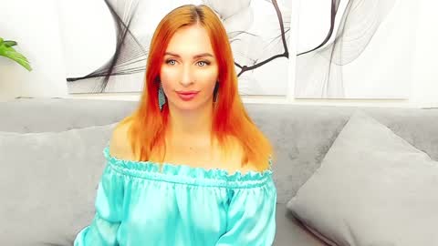 Snapshot of vita_flowen chatting on December 9, 9:17 am Vita online show from December 9, 9:17 am
