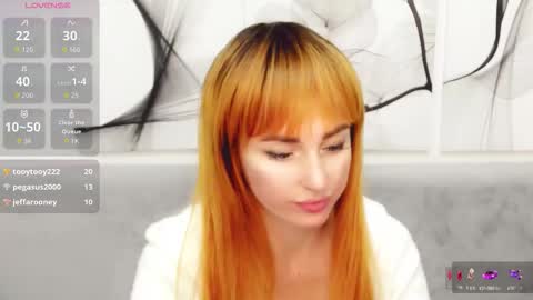 Snapshot of vita_flowen chatting on October 2, 5:58 am Vita online show from October 2, 5:58 am