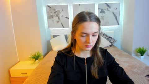 Snapshot of vitajoy_ chatting on December 20, 4:04 pm Vita online show from December 20, 4:04 pm
