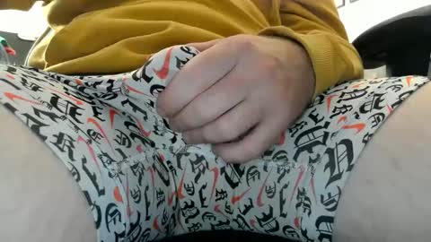 vitalbeach online show from February 26, 8:00 pm