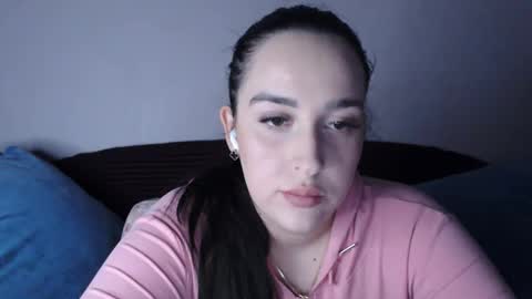 Snapshot of vitalina_freedom chatting on November 8, 2:06 pm Vitalina online show from November 8, 2:06 pm