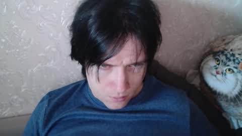 vitiligoboyy online show from February 6, 6:18 am