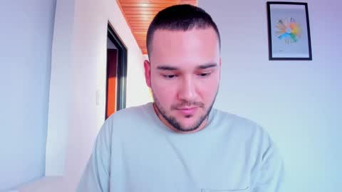 Vito Ferrer online show from March 10, 10:34 pm