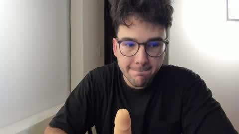 Vito Ferrer online show from October 14, 2:23 am