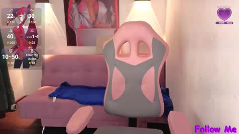 Snapshot of vittoria_lombardi07 chatting on October 8, 8:12 am VITTORIA online show from October 8, 8:12 am