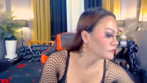 vivahotbabets4u online show from November 17, 2:45 pm