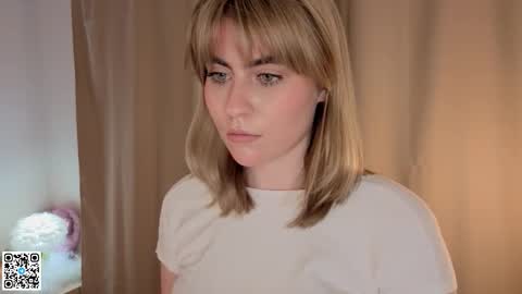 Melissa online show from October 12, 6:07 pm