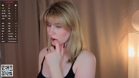 Melissa online show from November 12, 6:19 pm